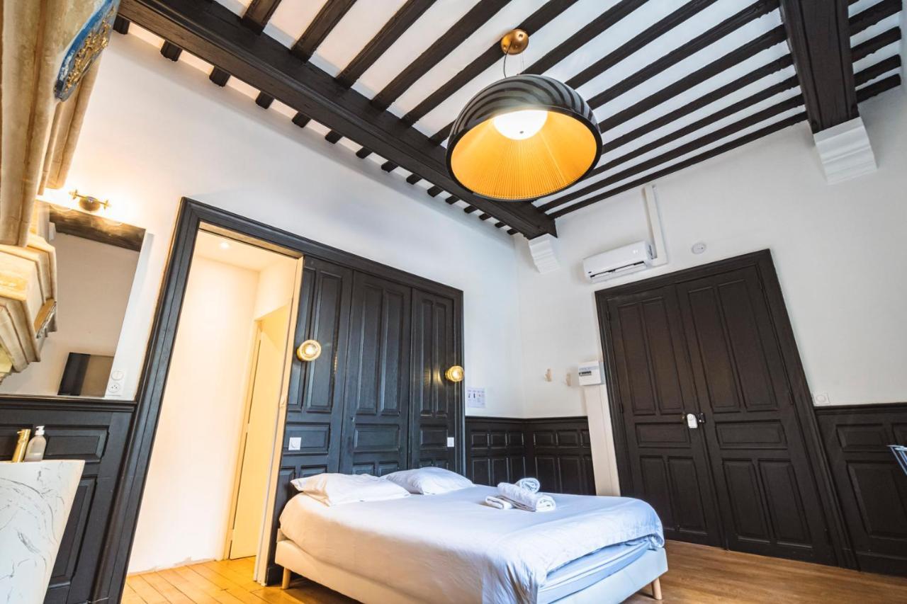 Tournelles Vue Cathedrale- Maison Climatisee Du Xvie Siecle Classee Apartman Reims Kültér fotó