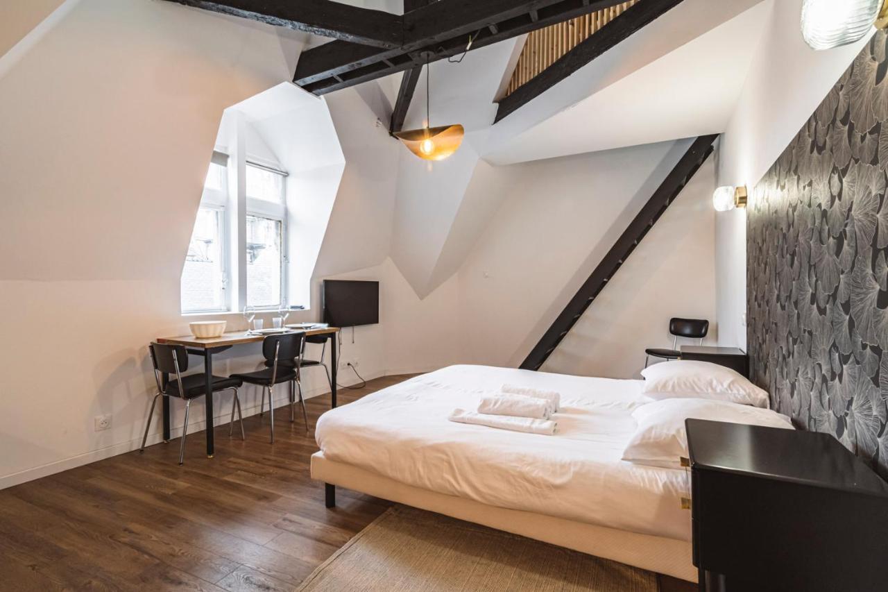 Tournelles Vue Cathedrale- Maison Climatisee Du Xvie Siecle Classee Apartman Reims Kültér fotó
