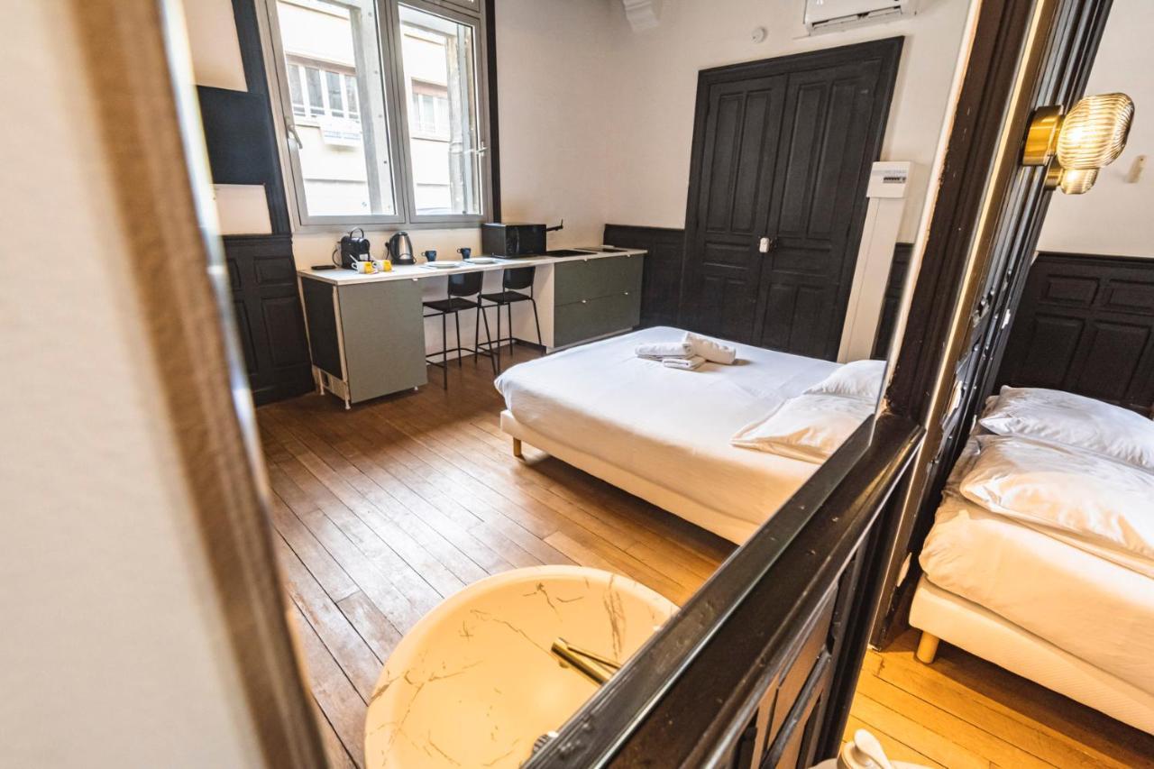 Tournelles Vue Cathedrale- Maison Climatisee Du Xvie Siecle Classee Apartman Reims Kültér fotó